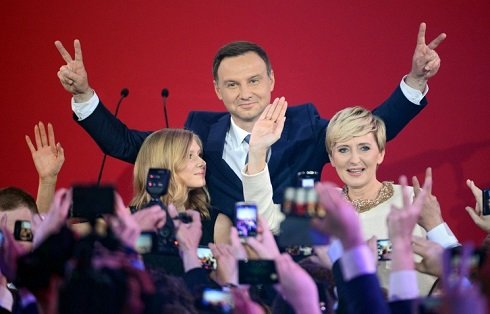 Válságba kerülhet Lengyelország kapcsolata az EU-val és Ukrajnával