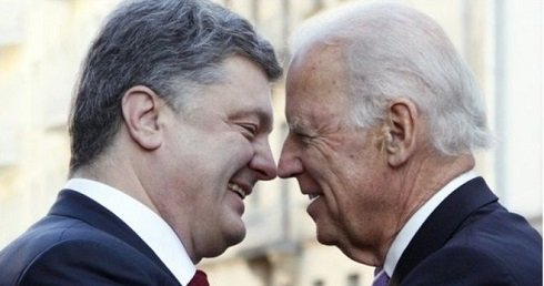 Megy a mutyi: Az amerikai alelnök többet beszél az ukrán elnökkel, mint feleségével