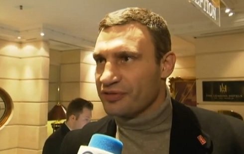Ukrajna – Klitschko Münchenben magas rangú diplomatákkal tárgyalt