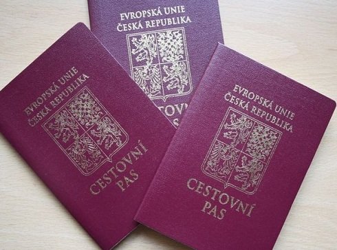 Csehországban engedélyezik a kettős állampolgárságot