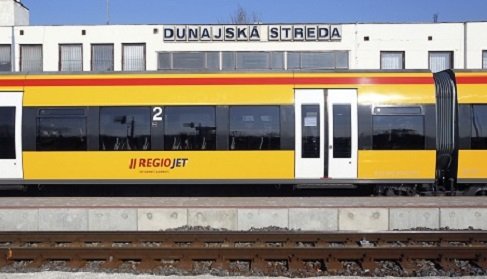 Felvidék- Beadvány az EP-hez a kétnyelvű vasúti feliratokért