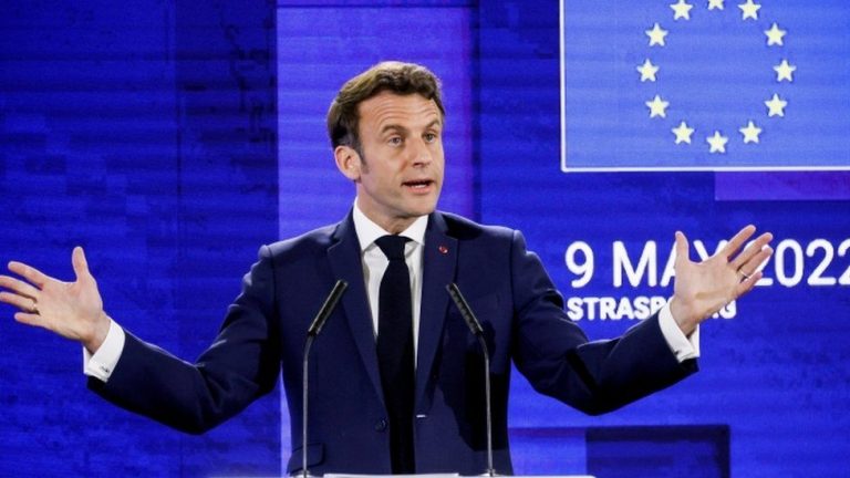 Macron: Évtizedek telhetnek el, amíg Ukrajna EU tag lesz