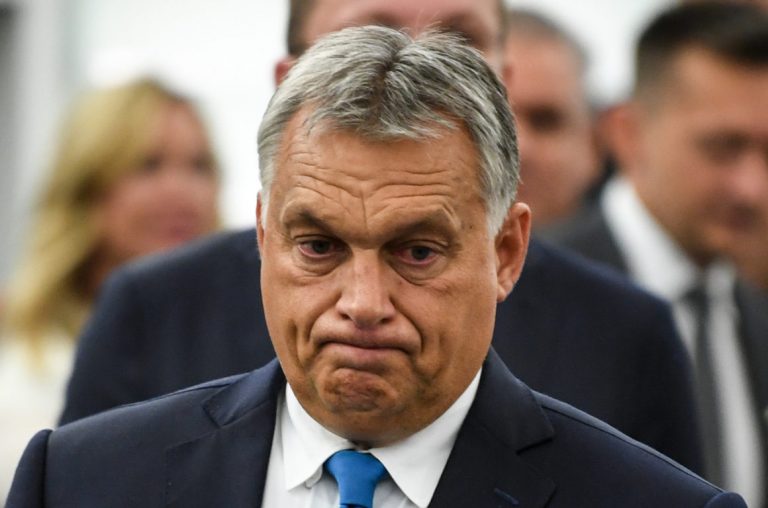 Orbán sorsdöntő év elé néz