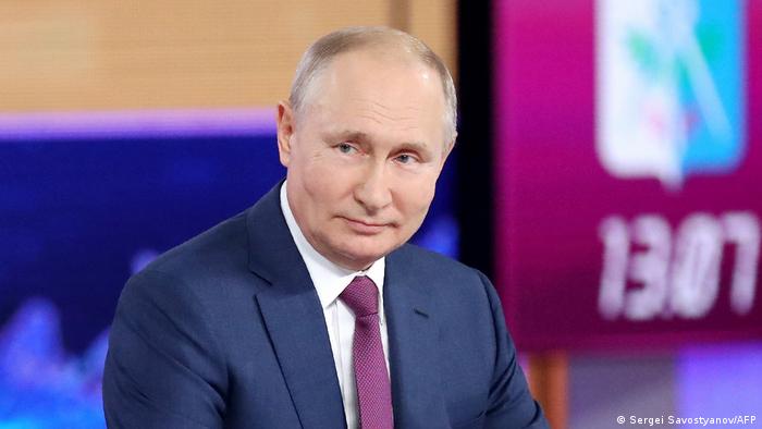 Putyin- Aggasztó, hogy a Nyugat megkezdte Ukrajna katonai birtokbavételét