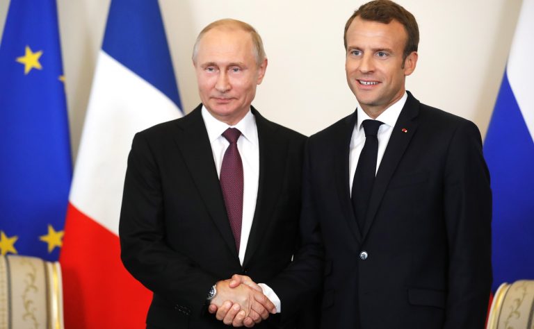 Putyin és Macron megegyezett az ukrajnai eszkaláció megállítására irányuló intézkedésekről