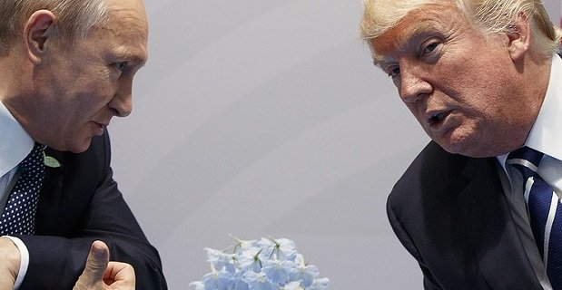Putyin és Trump pénteken találkozik Vietnamban