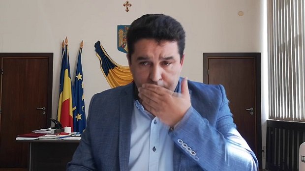 Román prefektus büntetget magyar zászlók miatt Magyar Földön