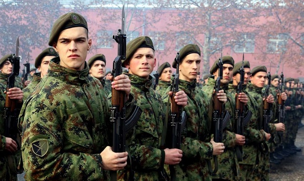 Szerbia: visszaállítják a kötelező katonai szolgálatot?