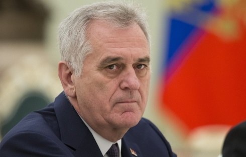 Szerb elnök: Országom semleges marad, távol tartva magát minden katonai tömbtől