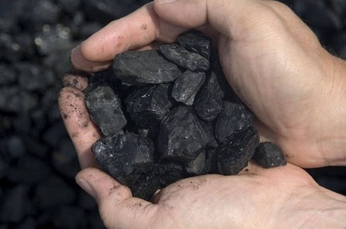 A kormány célja a szénbányászat újraindítása