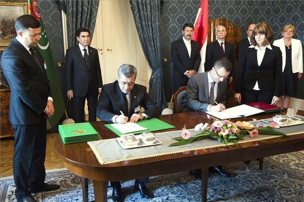 Magyar gázellátás- megállapodás Türkmenisztánnal