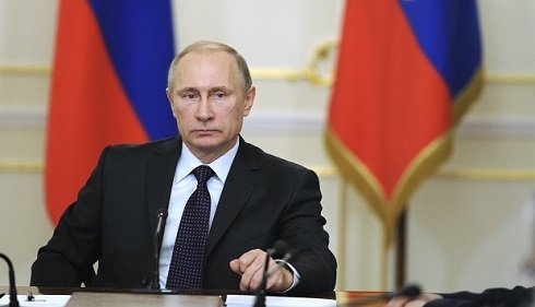 Vlagyimir Putyin: Megállapodtak a tűzszünetről és a nehézfegyverek visszavonásáról